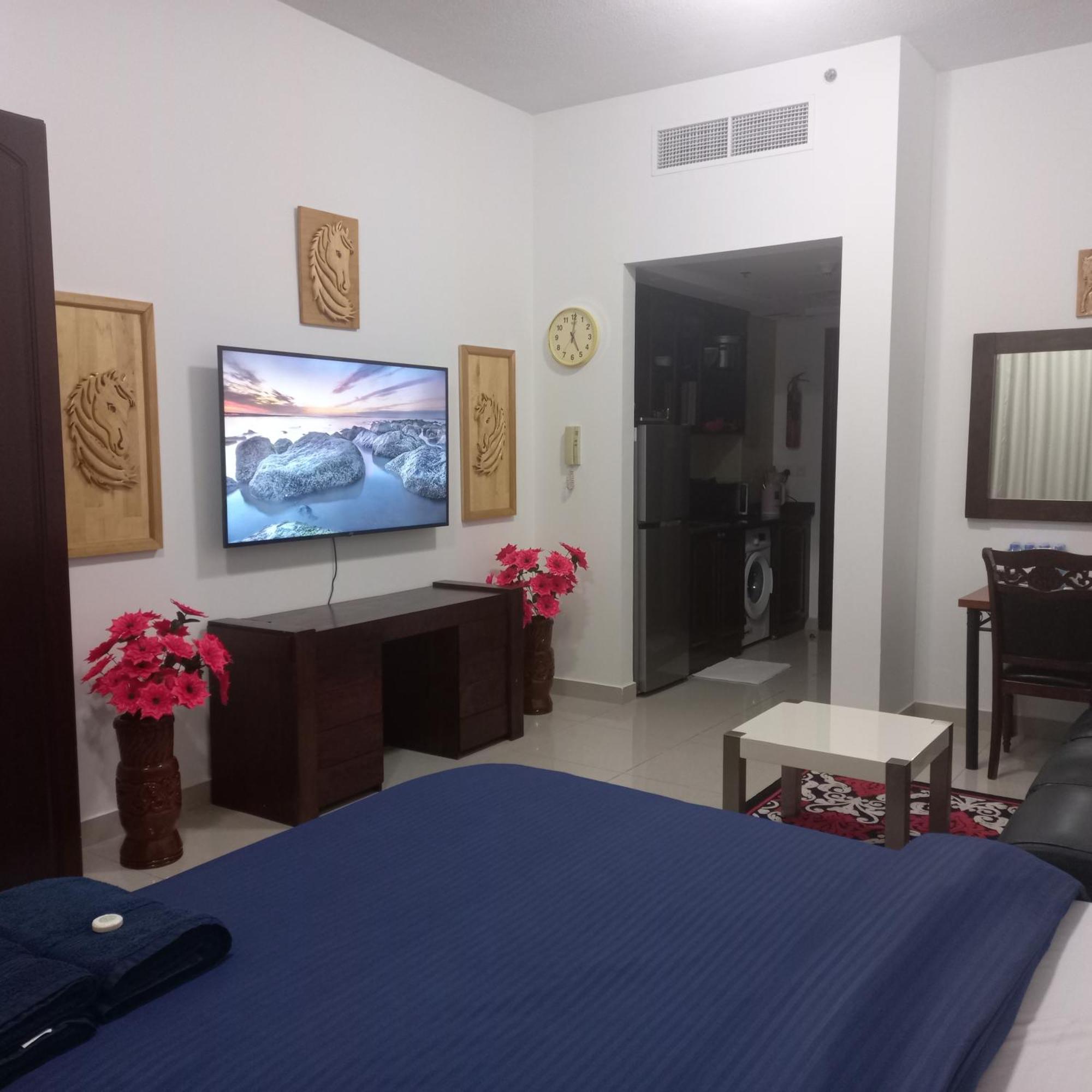 Sea View 1 Royal Breeze Apartment *